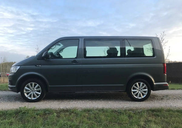 Volkswagen Multivan cena 175000 przebieg: 112000, rok produkcji 2018 z Warszawa małe 46